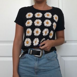 Daisy cropped tee